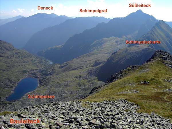 Blick vom Gipfel des Bauleiteck gegen O; auch die Überschreitung all dieser Gipfel mit abschließendem Gleitflug nach St. Nikolai findet ihr im Archiv Bergsteigen (Schimpelspitze - Deneck)