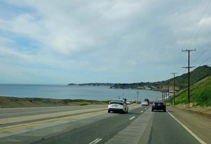 auf dem kalifornischen Küstenhighway Nr. 1 in Richtung San Francisco bessert sich hinter Santa Monica das Wetter schlagartig