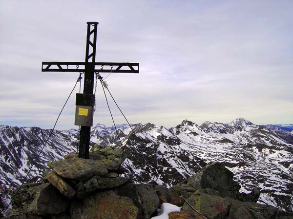 Gipfel gegen N (Tauernhauptkamm im Bereich Schimpelspitze-Deneck)