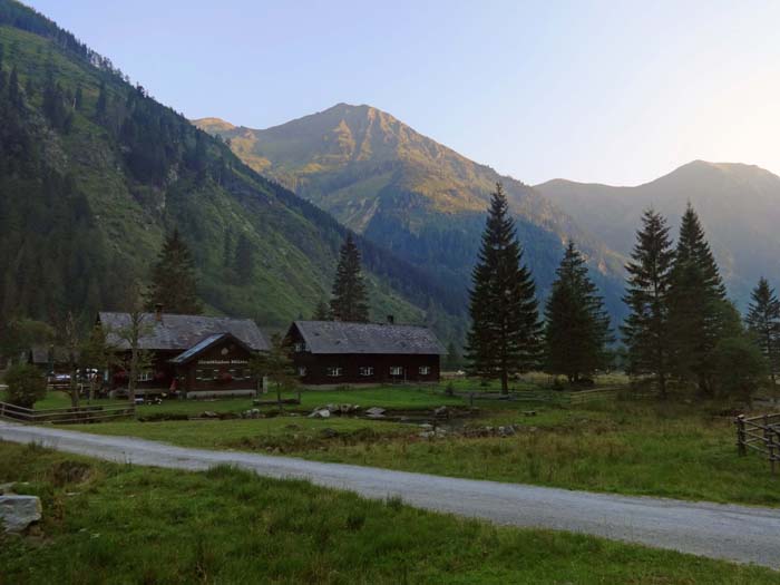Ausgangspunkt Breitlahnhütte im Kleinsölker Obertal, im NNW Säuleck und Spateck