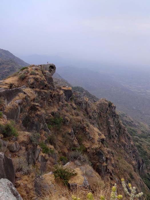 der Berg trägt seinen Namen nach dem Einsiedler Vijaya Shantisurishvarji, der hier oben den perfekten Platz für seine Meditationen gefunden hat
