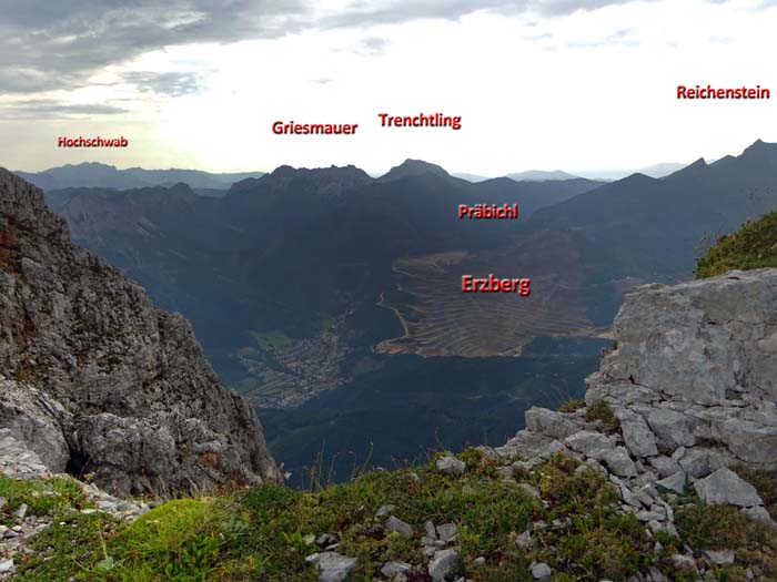 Blick über den Erzberg zum südwestlichen Hochschwab