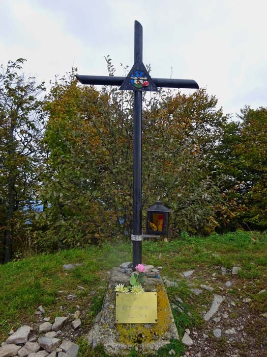 das Gipfelkreuz auf der Kloster-Hinteralm, ...