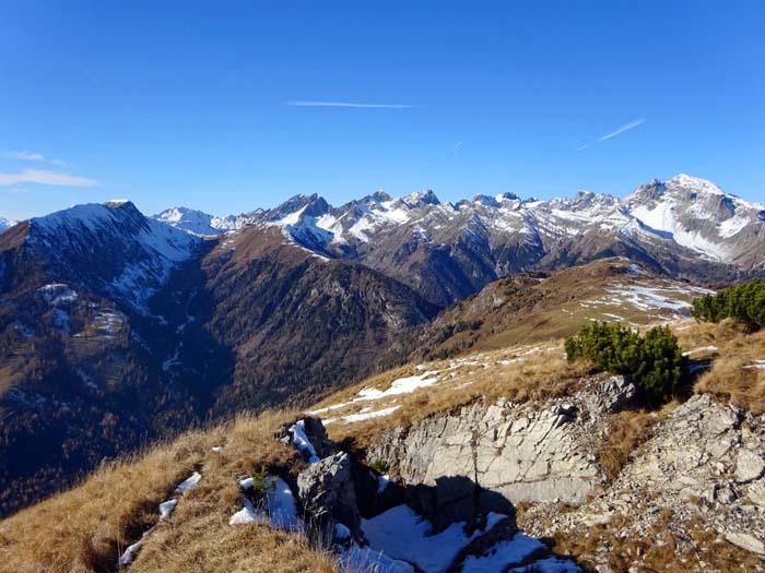 Blick gegen WNW auf die Lienzer Dolomiten