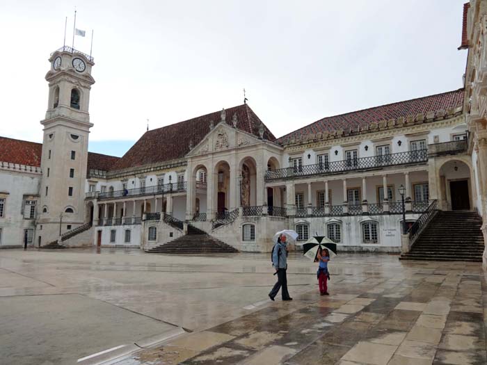 Coimbra ist Sitz der ältesten Universität Portugals und Geburtsstadt von sechs Königen