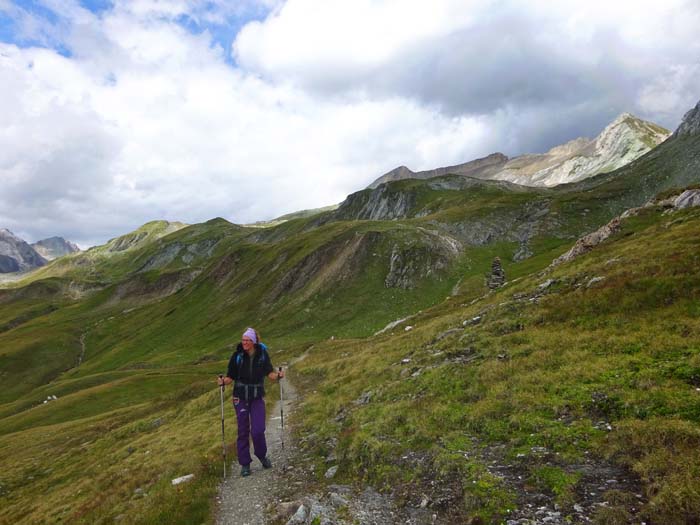 Rückblick auf den gestreckten Giebel der Rosenspitze Rückblick auf den gestreckten Giebel der Rosenspitze
