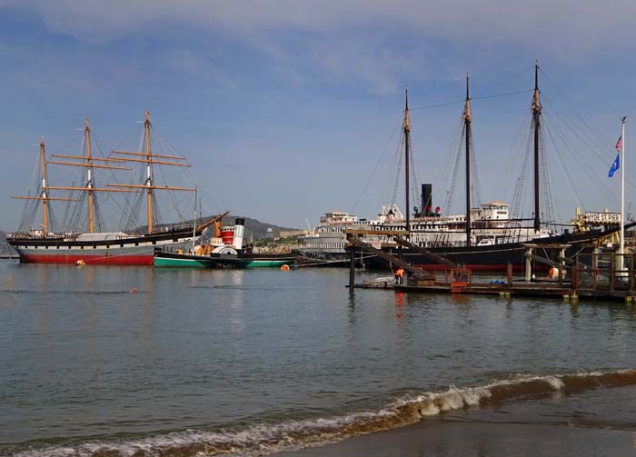 ... der Aquatic Park mit seinen historischen Schiffen