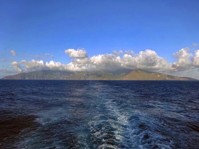 Abschied von den Marquesas - über die Tuamotus geht's zurück nach Tahiti