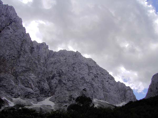westl. Nordwand und Luknja Pass vom hintersten Vratatal