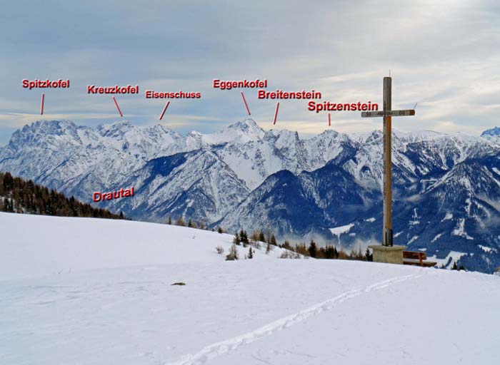 Blick vom Tessenberger Kreuz gegen OSO auf die Lienzer Dolomiten