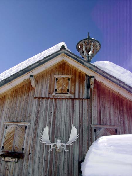 Detail der schmucken Bärenkopfhütte