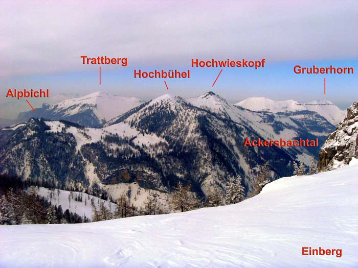 die SW-Ecke der Osterhorngruppe mit dem Trattberg von OSO (Einberg) ...