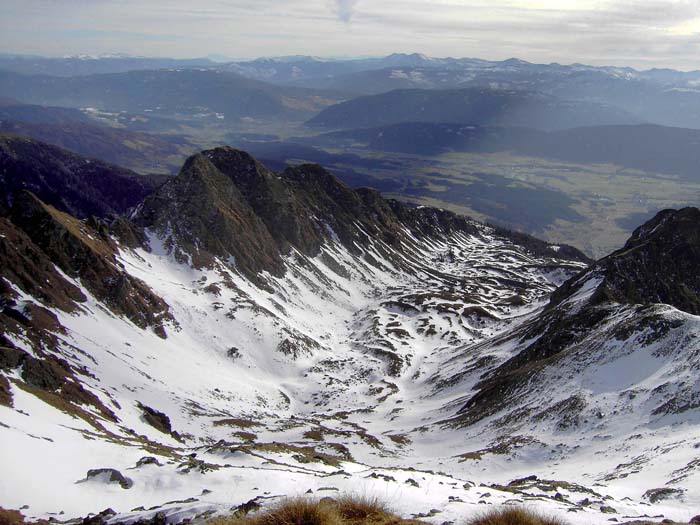 Blick vom Gipfel bei schönerem Wetter (s. auch Hundstein im Archiv Bergsteigen)